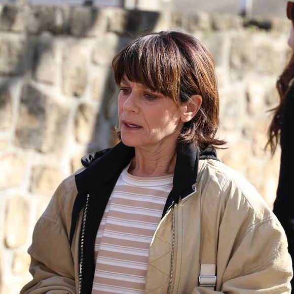 Marina Foïs aux arrivées au défilé Rabanne Mode Collection Prêt-à-Porter Automne/Hiver 2025-2026 lors de la Fashion Week de Paris (PFW) au siège de l'Unesco, à Paris, France, le 6 mars 2025. © Denis Guignebourg/Bestimage