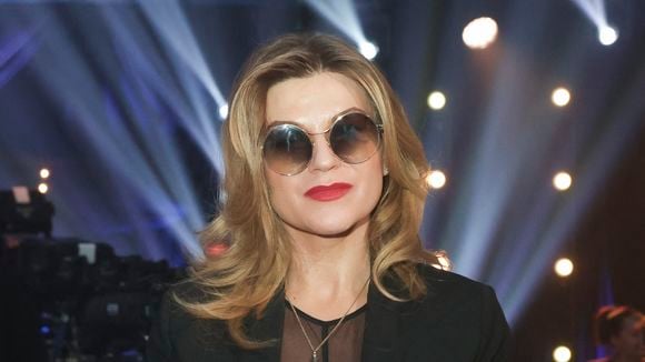 Quittée par son mari, en pleine grossesse à 40 ans, cette célèbre chanteuse a connu d'autres déboires : "J'ai pu penser que je méritais mon sort"