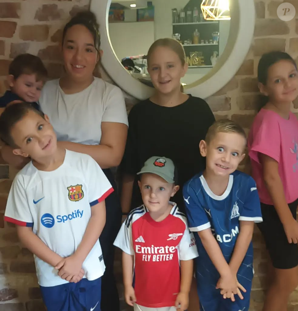 Ni donné de nouvelles.

Stéphanie et Jérémy Riquelme (Familles nombreuses), parents de sept enfants.