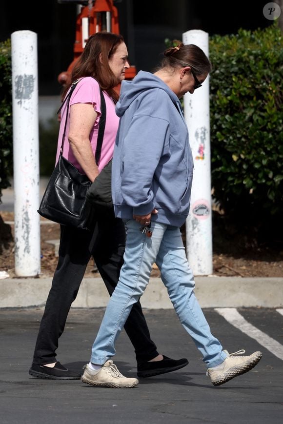 Los Angeles, CA - Elizabeth and Leslie Hackman were spotted having brunch at Denny’s following the passing of their father, legendary actor Gene Hackman. The two appeared somber as they spent time together in the wake of the sad news.
Pictured: Elizabeth Hackman, Leslie Hackman