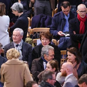 Qui a suivi de près les étapes du chantier de reconstruction de la cathédrale 

Edouard Philippe, Bruno Le Maire, Roselyne Bachelot, Franck Riester - Cérémonie de réouverture de la cathédrale Notre-Dame de Paris, le 7 décembre 2024. Joyau de l’art gothique, lieu de culte et de culture, symbole universel de la France et de son histoire, la cathédrale de Notre-Dame de Paris rouvre ses portes les 7 et 8 décembre, cinq ans après le terrible incendie qui l’avait ravagée le 15 avril 2019. 
© Dominique Jacovides / Bestimage