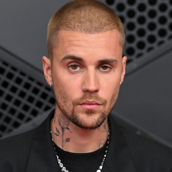 Justin Bieber au photocall de la 68ème cérémonie des Grammy Awards à la Crypto Arena de Los Angeles, Californie, Etats-Unis, le 1er février 2026. © David Fisher/Shutterstock/Bestimage