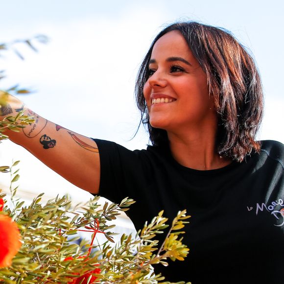 Alizée a célébré ses 25 ans de carrière en retrouvant la scène de l’Olympia, une première à Paris depuis 2004. 

Alizée a participé à la dernière journée de la 9ème édition de l’association 'La Marie Do' à Ajaccio en tant que marraine le 11 octobre 2015. © Photos Olivier Huitel / Crystal / Bestimage