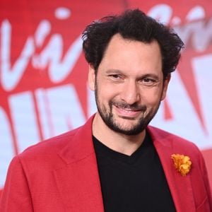 Il décrit un rapport complexe et ambivalent avec son corps imposant.

Exclusif - Eric Antoine - Enregistrement de l'émission Vivement dimanche au studio Rive gauche présentée par Michel Drucker le 12 novembre 2025 pour une diffusion sur France 3 le 21 décembre. © Guillaume Gaffiot/Bestimage