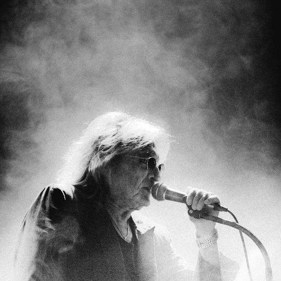 St Malo (35). 04/06/2016. Concert du chanteur Christophe a la salle "La Nouvelle Vague". Portrait buste assis © Sevrette J./ANDBZ/ABACAPRESS.COM