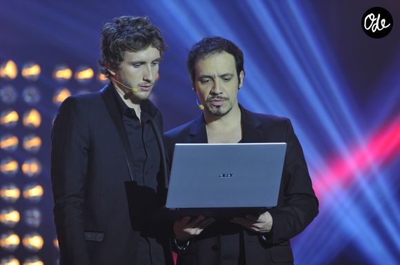 Baptiste Lecaplain, Alexandre Astier. Enregistrement du spectacle « Carte blanche à Baptiste Lecaplain » à la Cigale à Paris le 12 décembre 2012. ©Bestimage