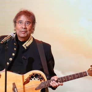 Exclusif - Laurent Voulzy , lors de l'enregistrement de l'émission "Famille je vous aime" présentée par M. Drucker et qui sera diffusée le 13 juin 2025 sur France 3, aux Studios rive gauche à Paris, France, le 14 avril 2025. © Clovis-Gaffiot/Bestimage