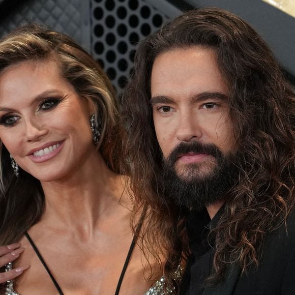 (G-D) Heidi Klum et Tom Kaulitz arrivent à la 66e cérémonie annuelle des Grammy Awards qui se tient à la Crypto.com Arena à Los Angeles, CA, USA, le dimanche 4 février 2024. Photo de Sthanlee B. Mirador/SPUS/ABACAPRESS.COM