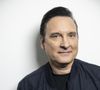 Ils ont donc fait construire une maison sur mesure dans laquelle Francesca a sa propre chambre médicalisée non loin de celle de ses parents
Exclusif - Jean-Marc Généreux - Backstage de l'enregistrement de l'émission "100% Logique", présentée par C.Féraud et diffusée le 2 mars sur France 2
© Cyril Moreau / Bestimage
Enregistrement de l'émission "100% Logique", présentée par C.Féraud et diffusée le 2 mars sur France 2
© Cyril Moreau / Bestimage

100 % logique
La réponse est sous vos yeux
Samedi 2 mars à 21.10 sur France 2 et sur france.tv

Nouvel épisode inédit du jeu-événement 100 % logique : la réponse est sous vos yeux avec C.Féraud, le premier quiz qui ne teste pas la culture générale et les connaissances, mais la logique, le sens de l’observation et le bon sens des téléspectateurs !

Quels que soient son âge, son niveau d’études ou de connaissances, tout le monde peut participer. Un enfant de 8 ans a autant de chance de gagner qu’un adulte de 80 ans, car, pour chaque question, la réponse est « sous vos yeux », mais encore faut-il la voir !
 
100 candidats s’affrontent pour tenter d’aller le plus loin possible dans le jeu et décrocher la cagnotte pouvant grimper jusqu’à 100 000 €.
Ils vont devoir répondre à une série de questions : de la plus facile (celle à laquelle 95 % des Français peuvent répondre) à la plus difficile (celle à laquelle seulement 1 % de la population est capable de répondre).
 
En début d’émission, les 100 candidats reçoivent la somme de 1 000 €. Mais en cas de mauvaise réponse ils sont éliminés, et leurs 1 000 € vont faire grimper la cagnotte globale de l’émission. Le dernier ou les derniers candidats en lice auront la possibilité de répondre à l’ultime question : celle à laquelle seulement 1 % de la population est capable de répondre, et de décrocher la cagnotte pouvant atteindre 100 000 €.

Qui sera capable de déjouer tous les pièges, et d’arriver jusqu’à l’ultime question ? Ce quiz événement va permettre aux téléspectateurs de tester leur logique, leur bon sens, mais aussi de se mesurer à tous les autres membres de la famille !

Pour ce nouveau numéro, trois nouvelles personnalités vont se prêter au jeu de la logique et soutenir nos 100 candidats