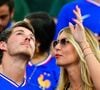 Son long message rend hommage aux souvenirs vécus malgré la déception sportive.

Dylan Deschamps et sa fiancée Mathilde Cappelaere dans les tribunes de la demi-finale du Championnat d'Europe de football (Euro 2024) entre l'Espagne et la France (2-1) à Munich, Allemagne, le 9 juillet 2024. © Bestimage