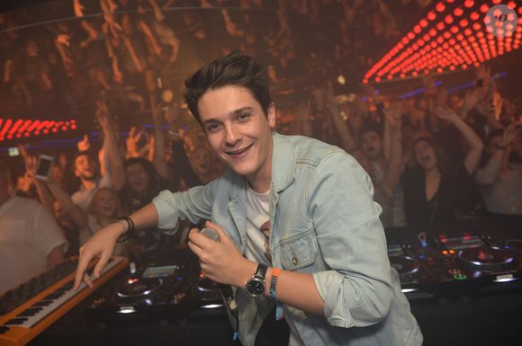 Exclusif - Kungs  - Kungs mixe à la Villa Schweppes lors du 70ème Festival International du Film de Cannes Le 21 mai 2017