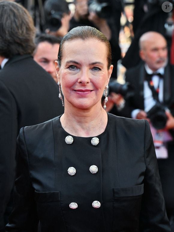 Rétro - Décès du photographe et réalisateur Francis Giacobetti. Ex-compagnon de Carole Bouquet, il était le père de son fils Louis - Cannes, France: Cannes, 77th Cannes Film Festival 2024, Third Evening, Red Carpet of the Film â€œMegalopolisâ€. In the photo Carole Bouquet (© Alberto Terenghi-IPA / Zuma Press / Bestimage