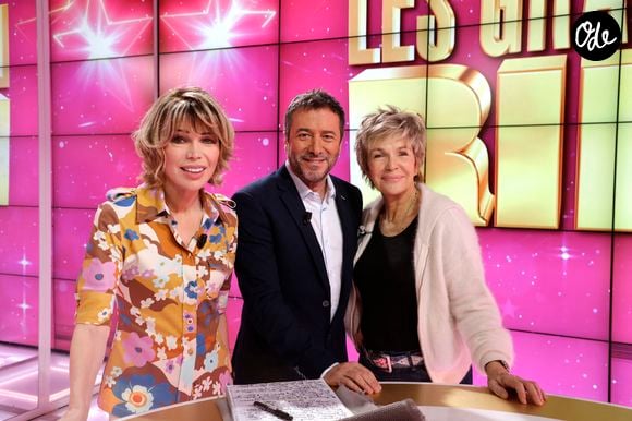 Isabelle Morizet (Karen Cheryl),  Bernard Montiel et Veronique Jannot - Enregistrement de l'émission "Les Grands du Rire", présentée par B.Montiel et K.Cheryl (I.Morizet), et diffusée le 14 septembre sur C8. Le 18 décembre 2023
© Cédric Perrin / Bestimage