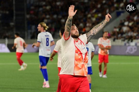 Nico Capone - Les célébrités participent au match caritatif "Charity All Stars" au profit des associations "Zoé4life" et "Princesse Margot" au stade de la Tuilière à Lausanne (Suisse), le 5 septembre 2026. Ce soir-là, 140.000 euros ont été récoltés au profit de ces oeuvres de charité. © Romain Doucelin / Bestimage