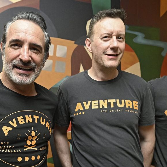Jean Dujardin a découvert cette boisson sur un tournage

Jean Dujardin, Olvier Carsoule, Antoine Gravouil - J.Dujardin à la soirée de dégustation du whisky de seigle français "Aventure" (Bordeaux Distilling Co), dont il est partenaire, à Bruxelles, le 13 mars 2026. © Photonews / Bestimage