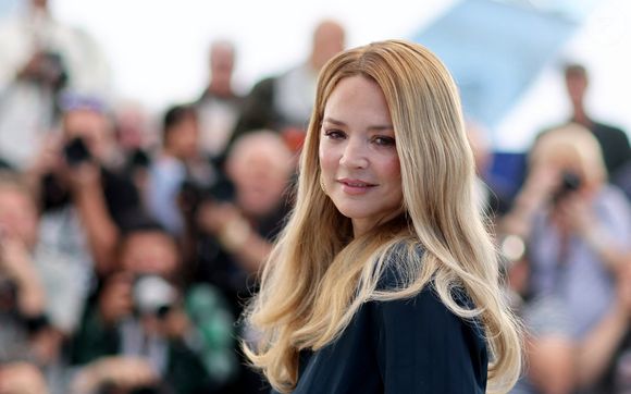 Virginie Efira au photocall du film "Soudain" lors du 79ème Festival International du Film de Cannes, France, le 16 mai 2026. © Jacovides-Moreau/Bestimage