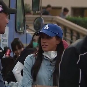 Le prince Harry et Meghan Markle se rendent au Pasadena Convention Center avec les services d secours et les victimes des incendies de Eaton à Los Angeles le 11 janvier 2025