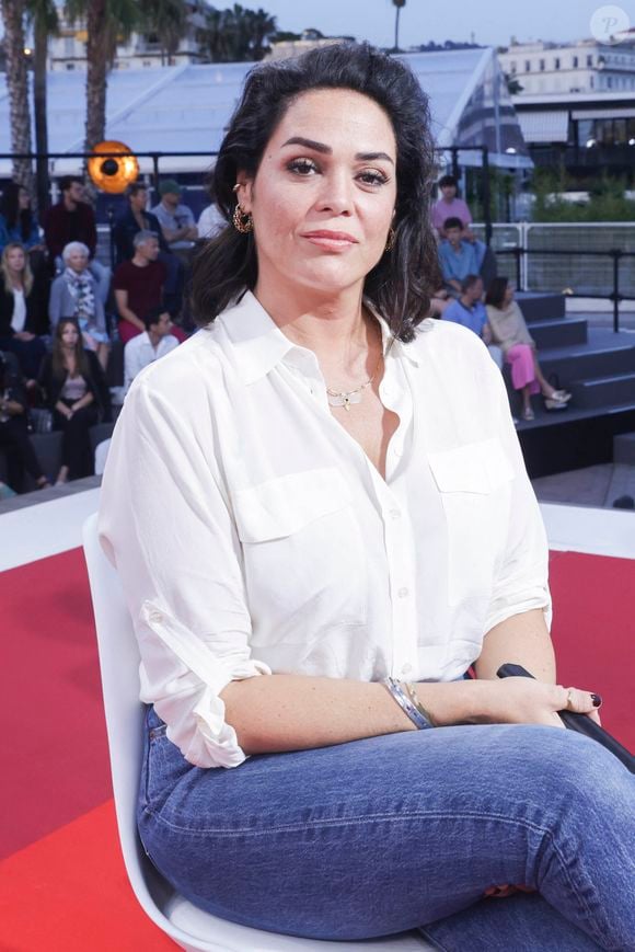 Lola Dewaere - L'équipe du film "Le petit Nicolas : qu'est-ce qu'on attend pour être heureux" sur le plateau de l'émission "Spéciale Cannes", présentée par D.Burki et diffusée sur Culture Box. Le 20 mai 2022
© Jack Tribeca / Bestimage