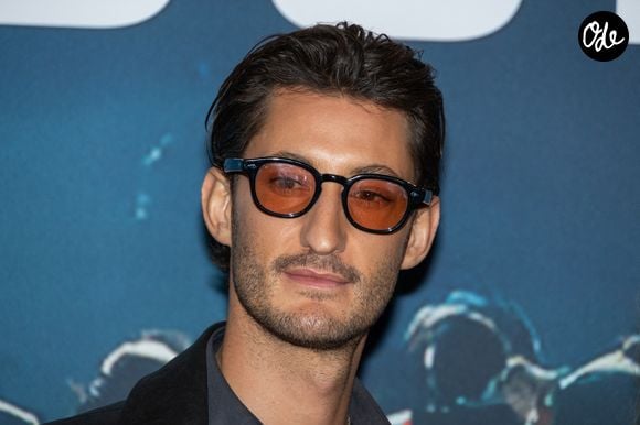 Pierre Niney assiste à la première parisienne du film « Gourou » au Pathé Palace, le 26 janvier 2026 à Paris, en France. Photo de Nasser Berzane/ABACAPRESS.COM