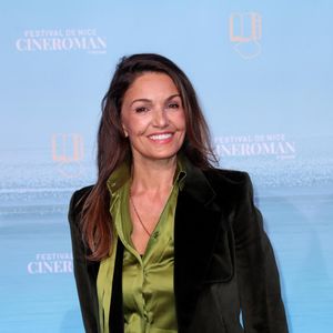 Révélée par Les Rivières pourpres en 2001, elle avait signé un retour télévisuel très remarqué en 2016 dans la série Marseille.

Nadia Farès - Tapis rouge de la soirée d'ouverture de la 7ème édition du festival Cineroman à Nice le 29 septembre 2025. © Dominique Jacovides - Bruno Bebert / Bestimage