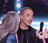 Lara Fabian a immédiatement reconnu la voix de son ami.

Nikos Aliagas sur le plateau de l'émission "The Voice"