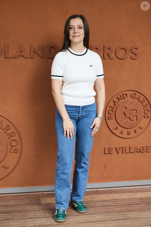 Camille Lellouche - Les célébrités au village lors des Internationaux de France de tennis de Roland Garros 2024 à Paris. Le 5 juin 2024. 
© Jacovides-Moreau/Bestimage