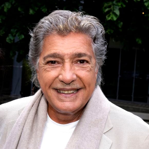 Ainsi, tout va pour le mieux aujourd'hui pour l'artiste.

Frédéric François lors de la soirée hommage pour le cinquantième anniversaire de la mort de Mike Brant chez Warner Music France à Paris le 24 avril 2025.

© Cyril Moreau- Cédric Perrin / Bestimage