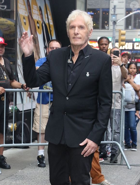 New York – Le chanteur Michael Bolton sort le grand jeu en apparaissant impeccable lors de son passage captivant dans l’émission Good Morning America, en plein cœur de New York. 17/07/2023



Photo : Backgrid USA / Bestimage