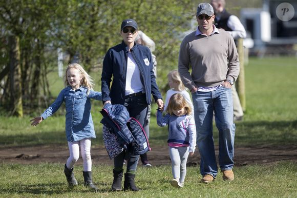 Savannah Phillips, Autumn Phillips, Mia Tindall et Peter Phillips - Zara Tindall (Phillips) participe à un concours hippique à Minchinhampton le 25 mars 2017.