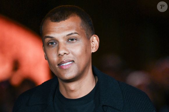 Stromae n'a fait aucune prestation, il était seulement là pour admirer le spectacle

Stromae assistant au défilé Chanel Womenswear printemps/été 2026 dans le cadre de la semaine de la mode à Paris, France, le 06 octobre 2025. Photo par Aurore Marechal/ABACAPRESS.COM
