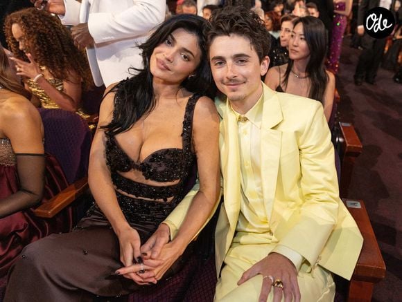 Kylie Jenner et Timothée Chalamet lors de la retransmission en direct sur ABC de la 97e cérémonie des Oscars au Dolby Theatre d'Ovation Hollywood, 2 mars 2025, Los Angeles, Californie, États-Unis. Photo : Ampas/Zuma Press Wire/Abaca