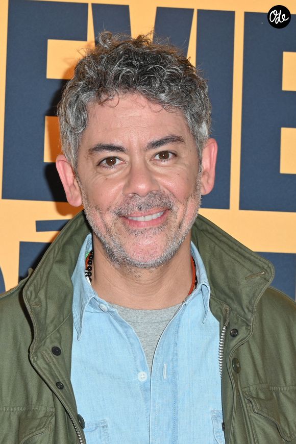 Manu Payet assiste à la première du film « Deviens génial », au cinéma UGC Bercy, à Paris, en France, le 8 juin 2026. Photo de Mireille Ampilhac/ABACAPRESS.COM