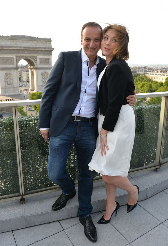 Exclusif - Emilie Dequenne (habillée en Paule Ka et en bijoux Van Cleef & Arpels et son mari Michel Ferracci posent lors du 4ème Champs-Elysées FIlm Festival à Paris le 9 juin 2015. © Veeren / Coadic / Bestimage