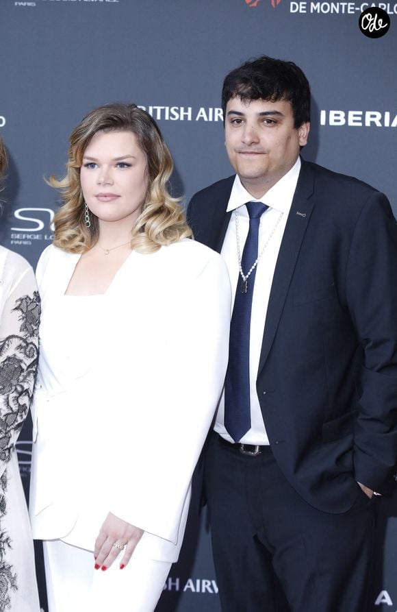 Camille Gottlieb et Medy Anthony sur le tapis rouge du photocall de la cérémonie d'ouverture du 62ème Festival de Télévision de Monte-Carlo, à Monaco, le 16 juin 2023. Crédit Denis Guignebourg/BestImage