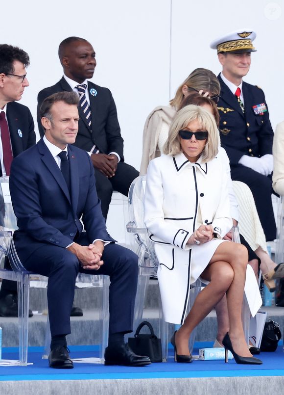 le président Emmanuel Macron, Brigitte Macron - Cérémonie du 145ème défilé militaire du 14 juillet, jour de la Fête Nationale, avenue des Champs-Elysées à Paris.
© Dominique Jacovides / Bestimage
