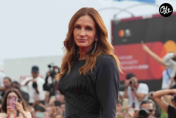 Julia Roberts arrive à la première du film "After the hunt" au 82ème Festival International du Film de Venise (Mostra), le 29 août 2025. 

© Laurent Lairys / PsnewZ / Bestimage