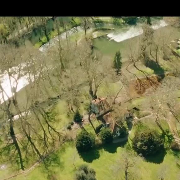 Le domaine de Jarnac.

Tony Parker visite le château de Jarnac dans l'émission "L'Agence" sur TMC, décembre 2024.