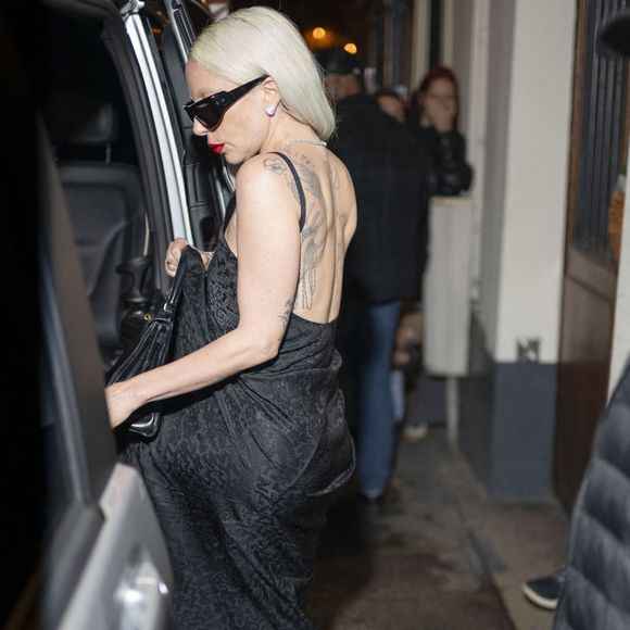 Lady Gaga et son fiancé Michael Polansky arrivent au restaurant "Laperouse" à Paris, le 15 novembre 2025.
© Yehiel Chekroune/Bestimage