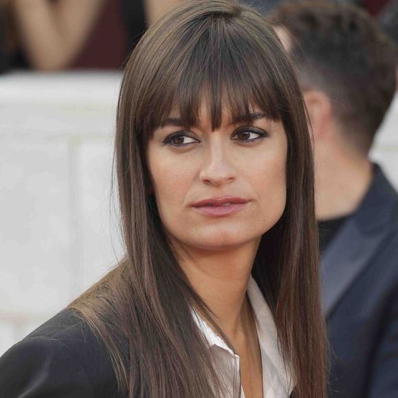 Né en septembre 2023, il vient d'avoir 2 ans

Clara Luciani foule le tapis rouge pour la projection de Frankenstein lors de la 82e édition du Festival international du film de Venise, à Venise, en Italie, le 30 août 2025. Photo by Laurent Lairys/ABACAPRESS.COM