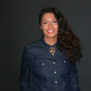 Elle affirme avoir trouvé un équilibre entre carrière et vie personnelle.

Archives - La chanteuse Zaho (Zahera Darabid) - Etam Live show de la collection lingerie de Natalia Vodianova à la Bourse du Commerce à Paris le 26 fevrier 2013. Photo par Agence / Bestimage