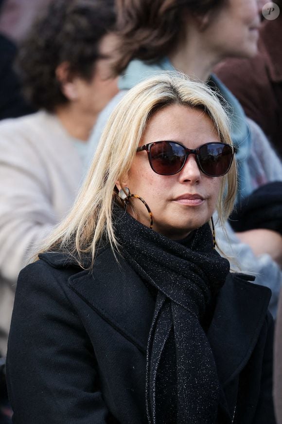 Séverine Ferrer lors des obsèques d'Emilie Dequenne au cimetière Père Lachaise à Paris, France, le 26 mars 2025.

© Cyril Moreau/Bestimage