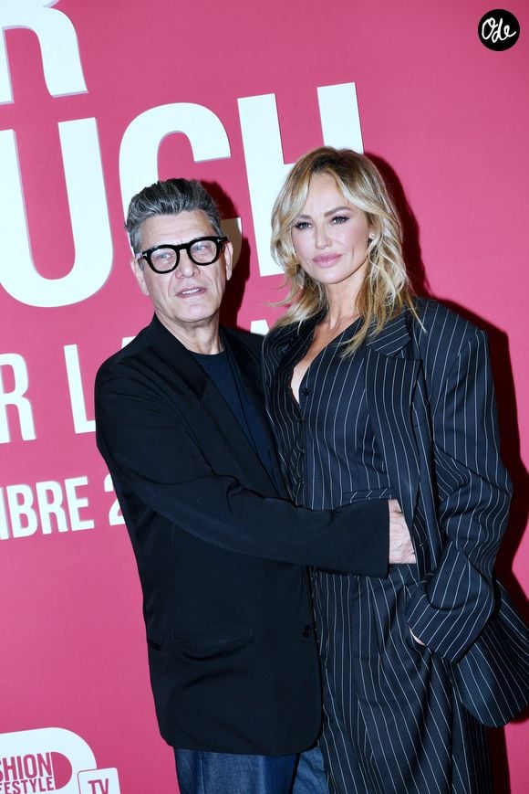 Les deux stars ont fait ce long voyage pour assister à l'élection de Miss Tahiti, qui se tiendra le vendredi 26 juin.

Marc Lavoine et sa compagne Adriana Karembeu au photocall du "concerto pour la paix" de Omar Harfouch au Théâtre des Champs-Elysées à Paris.
© Rachid Bellak / Bestimage