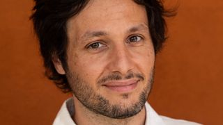 A Roland-Garros, Vianney a fait la promotion de son business très stylé et éloigné de la musique