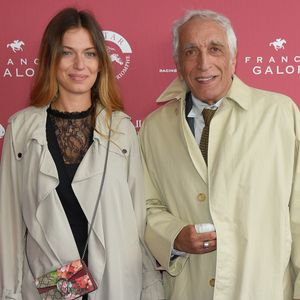 Gérard Darmon avec sa fille Sarah Darmon - 96ème Qatar Prix de l'Arc de Triomphe à l'Hippodrome de Chantilly le 1er octobre 2017. © Coadic Guirec/Bestimage