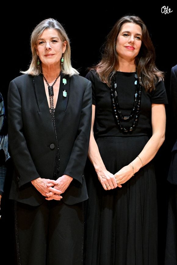 La princesse Caroline de Hanovre et sa fille Charlotte Casiraghi ont assisté à la cérémonie de proclamation de l'édition 2025 des Prix de la Fondation Prince Pierre à l'opéra Garnier à Monaco, le 14 octobre 2025.

© Bruno Bebert / Bestimage