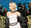 Un comble pour une chanteuse dont l’ouïe est un de ses outils de travail et qui est souvent exposée à des sons et à des bruits. 

New York City, NY - Le gala du Met "Superfine : Tailoring Black Style" au Metropolitan Museum of Art à New York le 5 mai 2025.

Sur la photo : Angèle 

Photo : BFA.com / Backgrid USA / Bestimage