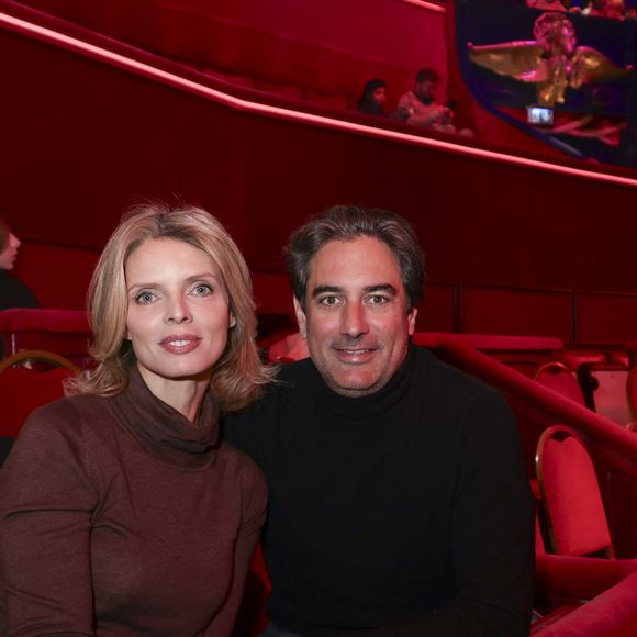 Sylvie Tellier et son mari, lors de la représentation pour Les Pièces Jaunes du Cirque Bouglione au Cirque d'Hiver organisée par le couturier Stéphane Rolland et Pierre Martinez, Paris, France, le 10 janvier 2026. © Jack Tribeca / Bestimage