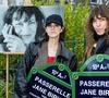 La ville de Paris a en effet rendu un bel hommage à Jane Birkin en renommant en son honneur une passerelle du canal Saint-Martin, située devant les 41-43 quai de Valmy, en présence d’Alexandra Cordebard, maire du 10e arrondissement. 

Lou Doillon et Charlotte Gainsbourg - Inauguration de la passerelle Jane Birkin devant les 41-43 quai de Valmy à Paris le 13 décembre 2025.
© Cyril Moreau / Bestimage