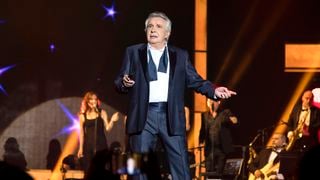 Michel Sardou et son retrait définitif de la scène, il évoque une raison médicale : "Je n'ai plus..."