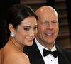 Bruce Willis, 70 ans, souffre d’une dégénérescence fronto-temporale, une maladie qui altère progressivement ses capacités de langage.

Bruce Willis, Emma Heming - Arrivées des people à la soirée Vanity Fair après la 86 ème cérémonie des Oscars. FAMEFLYNET / BESTIMAGE